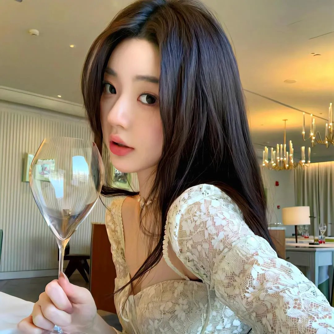 老妈爆身份替儿媳撑腰